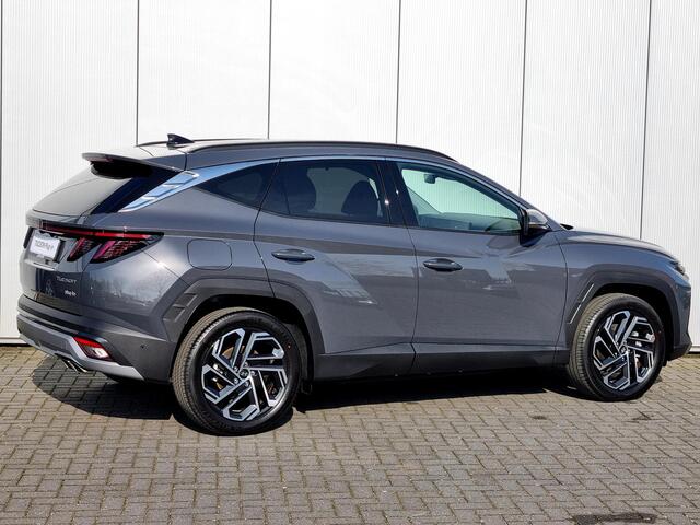 Hyundai TUCSON 1.6 T-GDI PHEV Comfort Smart / Stoel- & Stuurverwarming / Achteruitrijcamera / Parkeersensoren Voor + Achter / Snel Leverbaar! /