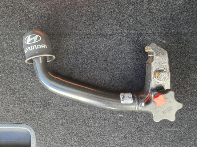 Hyundai TUCSON 1.6 T-GDI PHEV Plug-in Premium 4WD Automaat / Apple Carplay Android Auto / Trekhaak afneembaar / Trekgewicht 1350 kg / Elektrische achterklep / Stuur-, Stoel en Achterbankverwarming / Rondomzicht camera /
