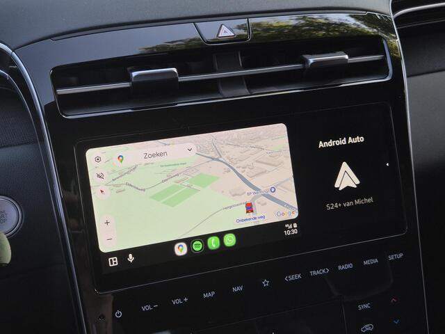 Hyundai TUCSON 1.6 T-GDI PHEV Plug-in Premium 4WD Automaat / Apple Carplay Android Auto / Trekhaak afneembaar / Trekgewicht 1350 kg / Elektrische achterklep / Stuur-, Stoel en Achterbankverwarming / Rondomzicht camera /
