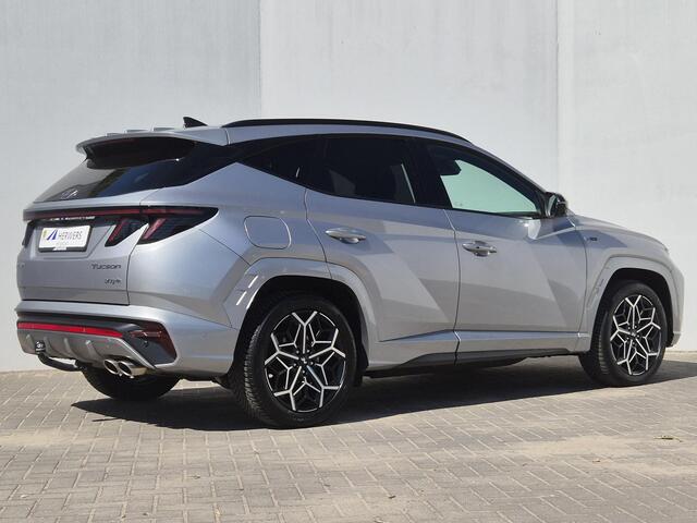 Hyundai TUCSON 1.6 T-GDI PHEV Plug-in N Line 4WD Automaat / Apple Carplay Android Auto / Trekhaak afneembaar / Trekgewicht 1350 kg / Allseason banden / Stuur-, Stoel en Achterbankverwarming / Elektrische achterklep / Rondomzicht camera /