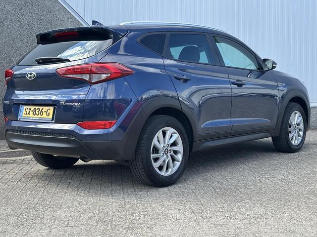 Hyundai TUCSON 1.6 GDi Anniversary Edition Navigatie / Cruise control / Camera / vierseizoensbanden / Parkeersensoren achter