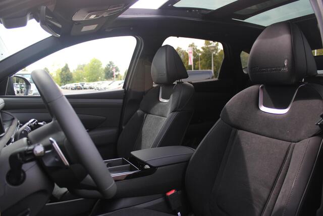 Hyundai TUCSON 1.6 T-GDI PHEV 252PK 20TH ANNIVERSARY+SKY *NIEUW* | PANORAMISCH SCHUIF/KANTELDAK | STUUR / STOELVERWARMING | FULL LED KOPLAMPEN | HALF ALCANTARA / LEDER 20TH ANNIVERSARY DESIGN MET GROENE STIKSELS | NAVIGATIE | ADAPTIVE CRUISE CONTROL | DRAADLOOS APPLE CA