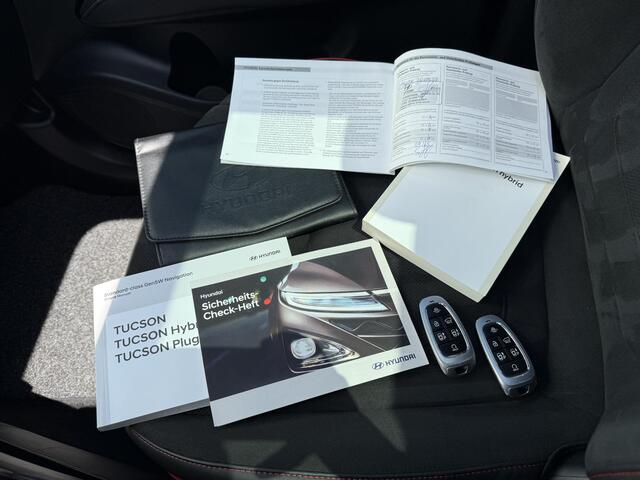 Hyundai TUCSON 1.6 T-GDI PHEV 265pk N Line Sky 4WD / Rondomzicht camera / Apple Carplay Android Auto / Adaptief cruise control / Trekgewicht 1350 Kg / Stuur- en Stoelverwarming / Elektrisch bedienbare stoelen - achterklep /