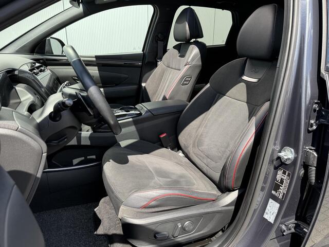 Hyundai TUCSON 1.6 T-GDI PHEV 265pk N Line Sky 4WD / Rondomzicht camera / Apple Carplay Android Auto / Adaptief cruise control / Trekgewicht 1350 Kg / Stuur- en Stoelverwarming / Elektrisch bedienbare stoelen - achterklep /