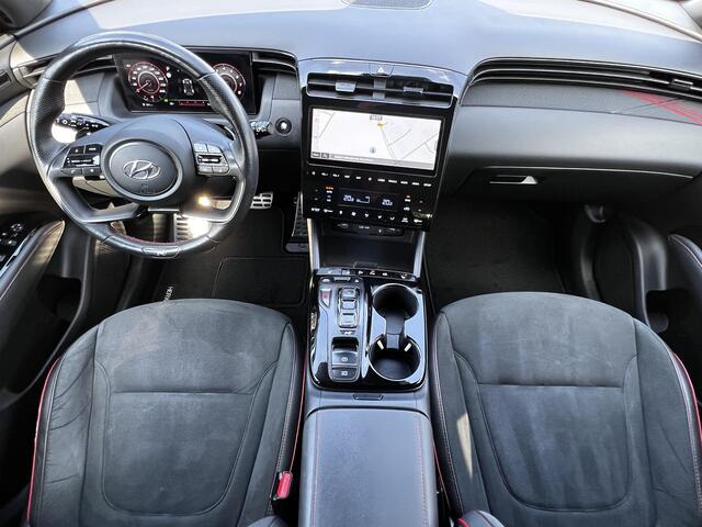 Hyundai TUCSON 1.6 T-GDI PHEV N Line 4WD / Dealer onderhouden / Trekgewicht 1.350 Kg / Accu SoH 100% / Camera / Adaptief CC / Stuur- en Stoelverwarming / Elektrische klep / Apple Carplay Android Auto /