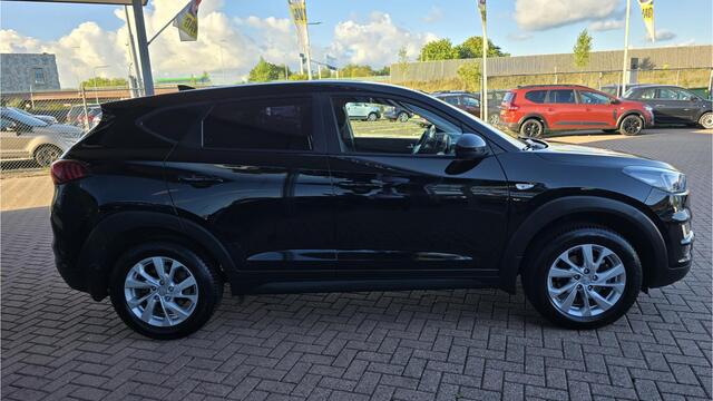 Hyundai TUCSON 1.6 GDI Comfort* 6 Bak*Navigatie*Airco (Automatische)*4 x Elektrische Ramen/Spiegels*ABS*Zeer nette auto* BOVAG Garantie