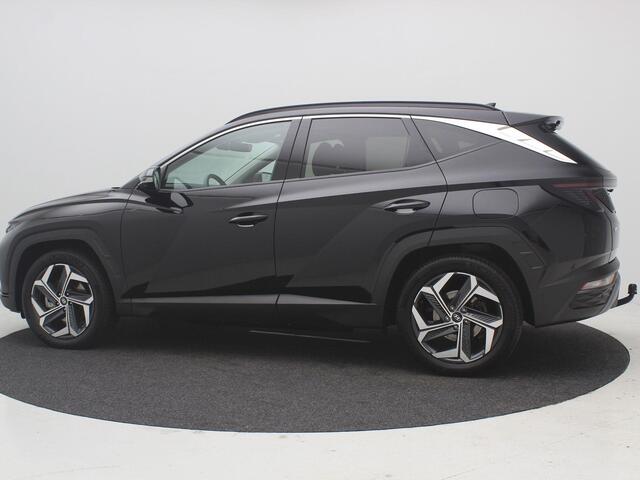 Hyundai TUCSON 1.6 T-GDI PHEV Premium Sky 4WD / Trekhaak / Historie aanwezig / Bestuurdersstoel met geheugen / Full Led / LMV / Lederen bekleding / GROOT Glazen schuif-kanteldak / 360 Camera /