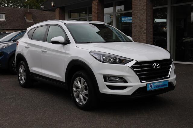 Hyundai TUCSON 1.6 GDI i-Drive CAMERA CARPLAY STOELVERW NAVI CRUISE CLIMA HILL-HOLD START-STOP PDC 17''LMV