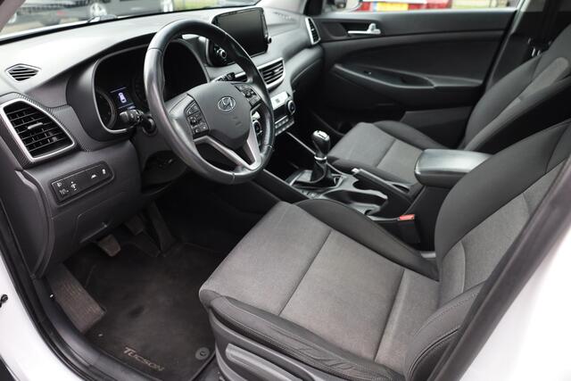 Hyundai TUCSON 1.6 GDI i-Drive CAMERA CARPLAY STOELVERW NAVI CRUISE CLIMA HILL-HOLD START-STOP PDC 17''LMV