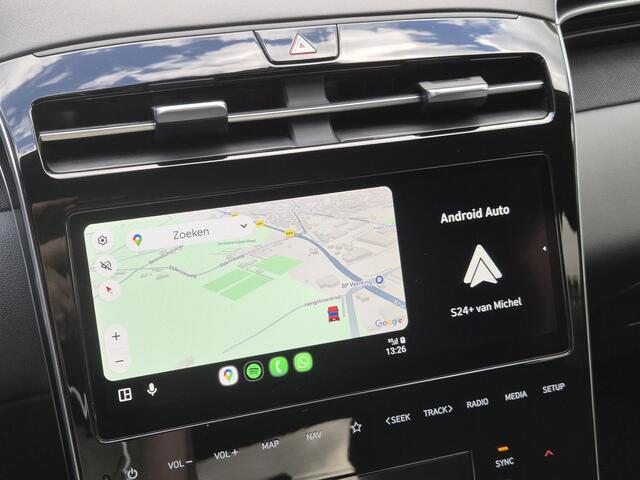 Hyundai TUCSON 1.6 T-GDI PHEV Comfort Smart 4WD Automaat / Apple Carplay Android auto / trekgewicht van 1.350 kg / Stuur-, en Stoelverwarming / elektrisch achterklep / Keyless Start/Entry / Achteruitrijcamera / Krell Audio Systeem /