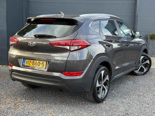 Hyundai TUCSON 1.6 GDi Comfort 2e Eigenaar,Camera,Navi,Clima,Cruise,Stoelverwarming,N.A.P,6 Bak,Pdc V+A,Lm velgen,132pk,Apk tot 02-2026