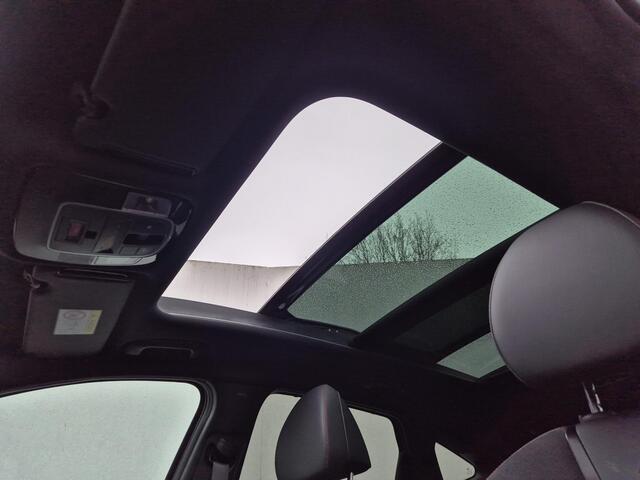 Hyundai TUCSON 1.6 T-GDI PHEV Plug-in N Line Sky 4WD Automaat / HUD / Glazen schuif- en kanteldak / Stuur- en Stoelverwarming / Stoelventilatie voor / Elektrische achterklep / Achterbank verwarming / Rondomzicht camera /