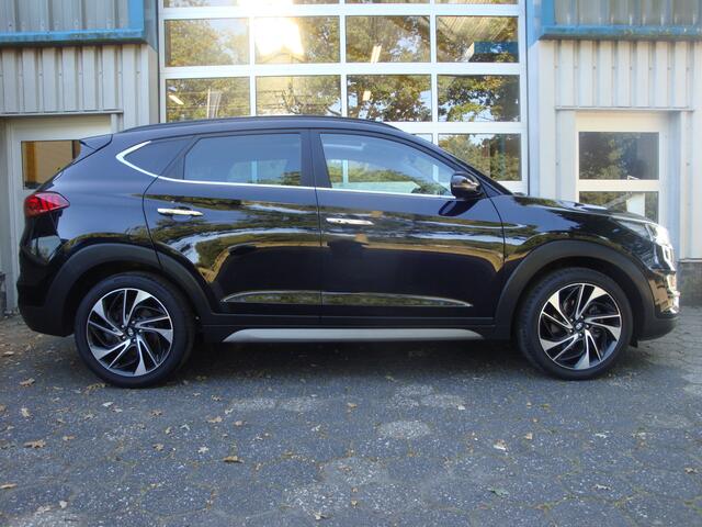 Hyundai TUCSON 1.6 T-GDi Premium / Panorama dak/ Lederen bekleding