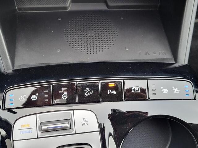 Hyundai TUCSON 1.6 T-GDI PHEV Premium 4WD Automaat / Dealer onderhouden / Trekgewicht 1.350 kg / 360° camera / Krell Audio / Stuur,- achterbank,- en voorstoelverwarming / Geventileerde voorstoelen / Android Auto / Apple Carplay