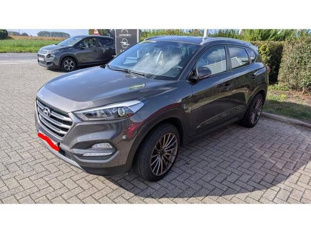 Hyundai TUCSON 1.6 GDi Premium | Dealer onderhouden, Navigatie, Cruise control, Camera + Parkeersensoren, LM Velgen, Bluetooth, 1400 kg trekgewicht!