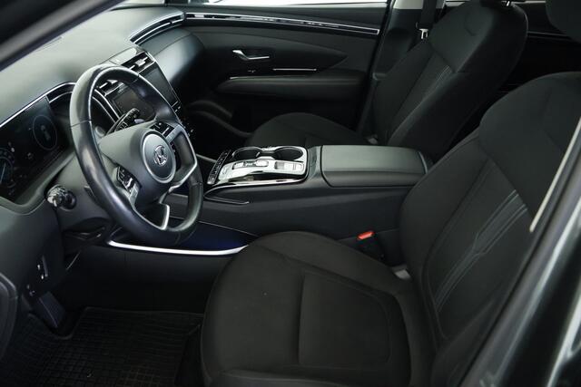 Hyundai TUCSON 1.6 T-GDI PHEV Comfort 4WD / LED / CarPlay / ACC / Cam / Navi