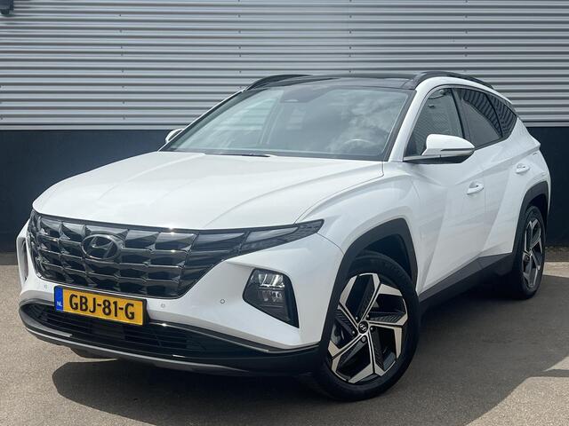 Hyundai TUCSON 1.6 T-GDI PHEV Premium Sky Edition 4WD Hyundai Tucson 1.6 T-GDI PHEV Premium Sky 4WD Schuif/kanteldak, Navigatie, Stoelverwarming, Parkeersensoren voor + Achter, Dodehoekdetectie, Climate control, BTW-Auto