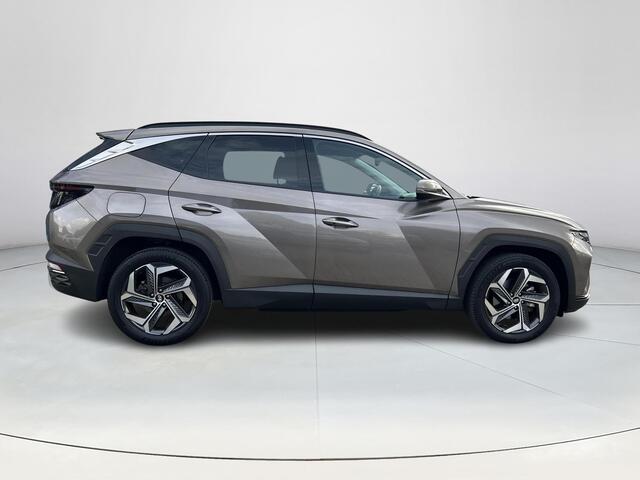 Hyundai TUCSON 1.6 T-GDI PHEV Comfort Smart 4WD | Trekhaak | Apple Carplay/Android Auto | Achteruitrijcamera | Adaptief Cruise Control | Elektrische achterklep | Stoel/stuurverwarming |