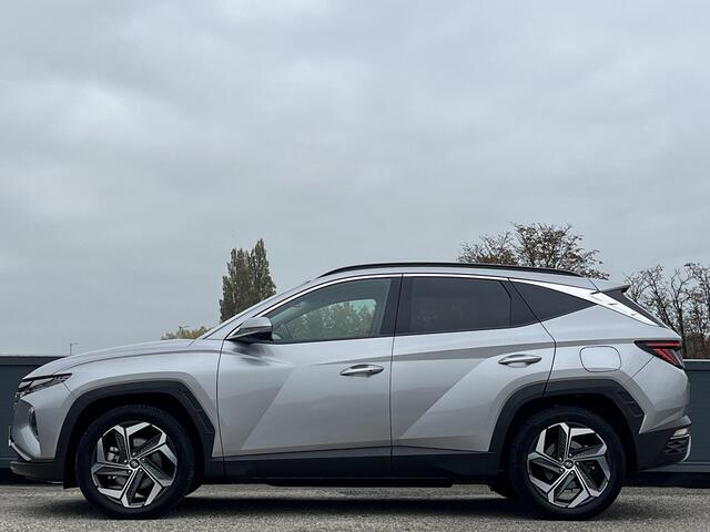 Hyundai TUCSON 1.6 T-GDI PHEV 265 PK Comfort 4WD | Navigatie | Camera | WinterPack | 19'' Lichtmetalen velgen |