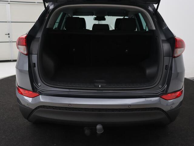 Hyundai TUCSON 1.6 GDi Comfort | Trekhaak | Camera | Achterbankverwarming | Navigatie | Stoelverwarming | Climate control | Parkeerhulp | Cruise control | DAB | Regensensor