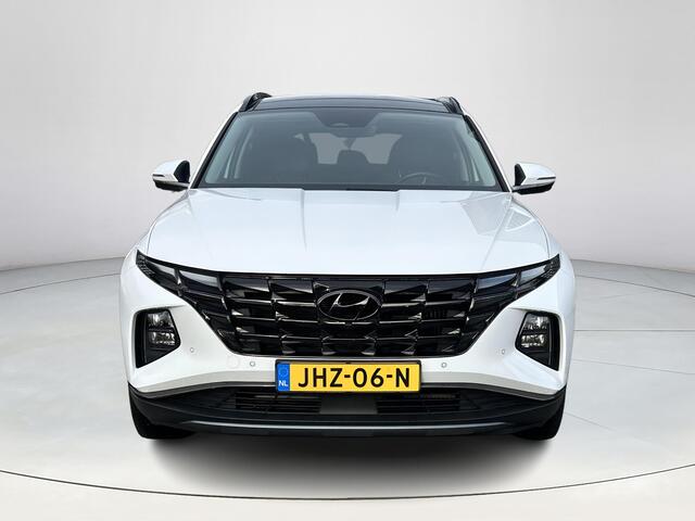 Hyundai TUCSON 1.6 T-GDI PHEV Premium Sky 4WD | Stoelverwarming/verkoeling | Stuurverwarming | Schuif-kantel dak | Lederen bekleding | 2e zit-rij bankverwarming | 360graden camera | 3-zone klimaatcontrole | Elektrische geheugen stoelen | KRELL- premium audiosysteem |