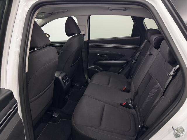 Hyundai TUCSON 1.6 T-GDI HEV Comfort Smart Camera, Navi, Winterpakket, Keyless start, Cruise control adaptief, Elektrische achterklep, A start stop