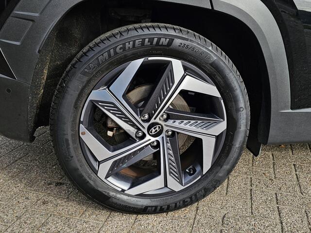 Hyundai TUCSON 1.6 T-GDI PHEV Pr Sky 4WD, PANORAMADAK! NL AUTO!