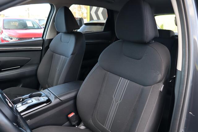 Hyundai TUCSON 1.6 T-GDI PHEV Comfort 4WD | Adap. Cruise | Stoel-/Stuurverwarming | Carplay | Climate Control