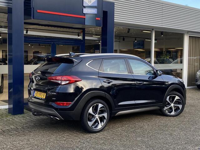 Hyundai TUCSON 1.6 T-GDi Premium 4WD / Automaat / NL-Auto / 1e-Eigenaar / Vol-Leder / Stoel-/Stuurverwarming / Stoelverkoeling / Trekhaak / Keyless / LED / Cruise-Control / Climate-Control / Stoelverwarming-Achter / DAB Radio-Bluetooth / Navi / PDC V+A / Camera-Achter /