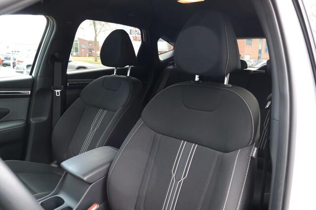Hyundai TUCSON 1.6 T-GDI Advantage - Sensoren - LED - Camera - Navi - Trekhaak