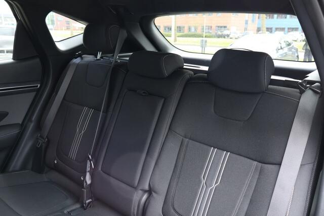 Hyundai TUCSON 1.6 T-GDI Advantage - Sensoren - LED - Camera - Navi - Trekhaak