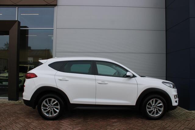 Hyundai TUCSON 1.6 T-GDI 177pk Comfort Automaat Airco Navi Carplay Trekhaak Zeer mooi!