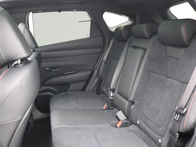 Hyundai TUCSON 1.6 T-GDI HEV N Line / ¤ 2.500,- Voordeel op de nieuwprijs / Prijs is rijklaar / Direct Leverbaar / Navigatie / Camera / Apple Carplay & Android Auto / Bestuurdersstoel elektrisch met geheugen functie / 360 Camera / Full Option /