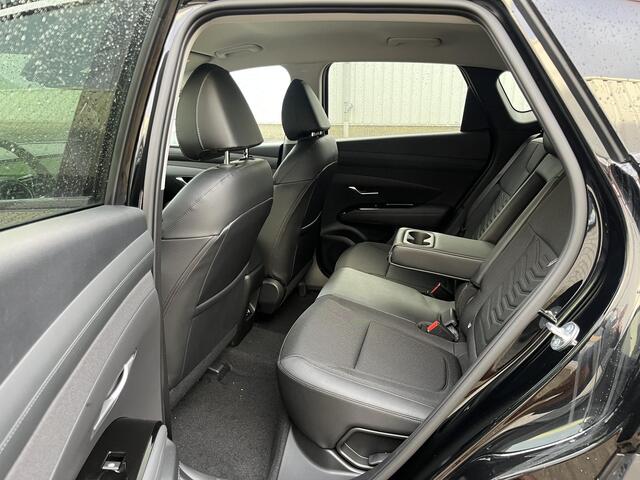 Hyundai TUCSON 1.6 T-GDI PHEV Comfort Smart 4WD | NIEUWE AUTO!/Navi/Stoel+Stuurverw./19"/Clima/Adapt.Cruise/Elektr.Achterklep/Apple CarPlay-Android Auto