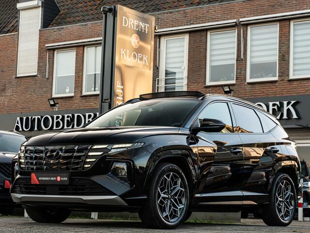 Hyundai TUCSON 1.6 T-GDI PHEV N Line Sky 4WD PANO BLACK OPTIC 19 INCH LEDER CAMERA DODEHOEK BOMVOL!!