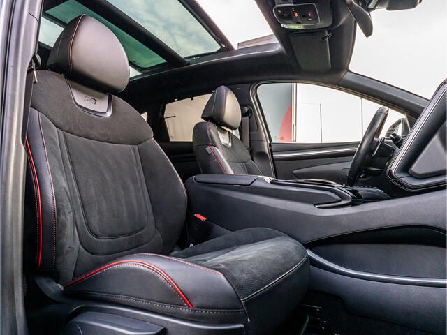 Hyundai TUCSON 1.6 T-GDI PHEV N Line Sky 4WD PANO BLACK OPTIC 19 INCH LEDER CAMERA DODEHOEK BOMVOL!!