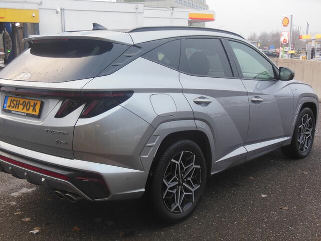Hyundai TUCSON 1.6 T-GDI PHEV Premium Sky 4WD Staat in Hardenberg