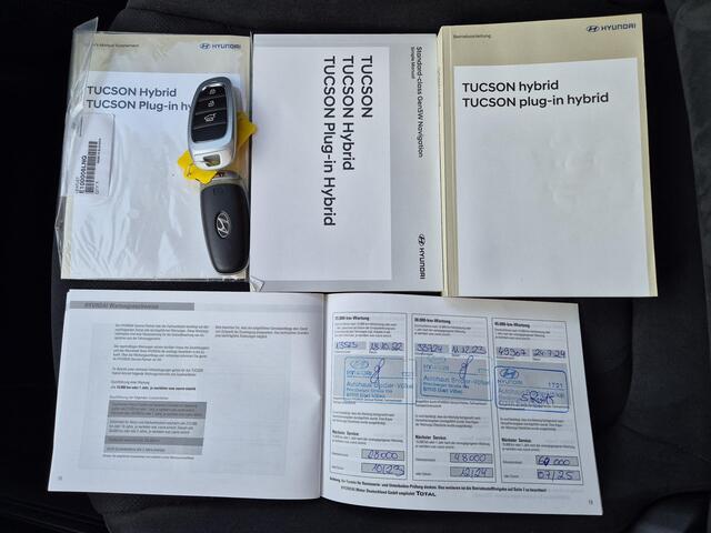 Hyundai TUCSON 1.6 T-GDI PHEV Plug-in N Line Edition 4WD Automaat / Trekgewicht 1350 kg / Apple Carplay Android Auto / Elektrische bedienbare achterklep / Achteruitrijcamera / Adaptief cruise control / Stuur-, en Stoelverwarming /