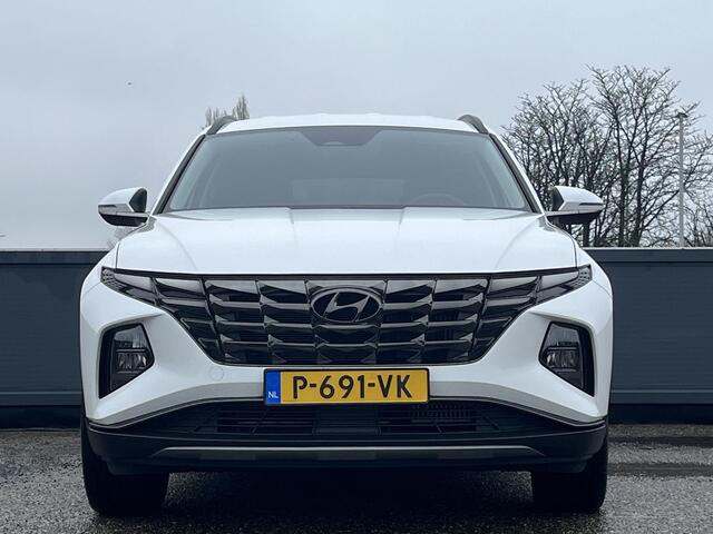 Hyundai TUCSON 1.6 T-GDI 265PK PHEV Comfort 4WD | Lage kmstand Plug-inn | Geïntegreerde navigatiesysteem | 19'' Bi-color Lichtmetalen velgen | Vierwielaandrijving |