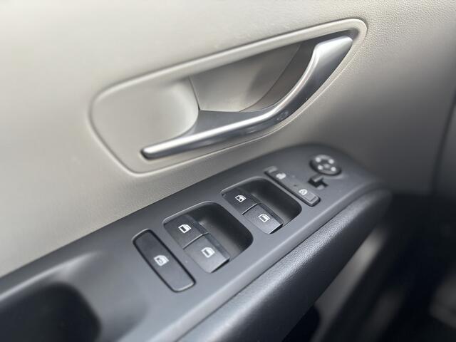 Hyundai TUCSON 1.6 T-GDI Comfort 4WD Automaat | Carplay | Stuurverwarming | Stoelverwarming | Trekhaak | Automaat |