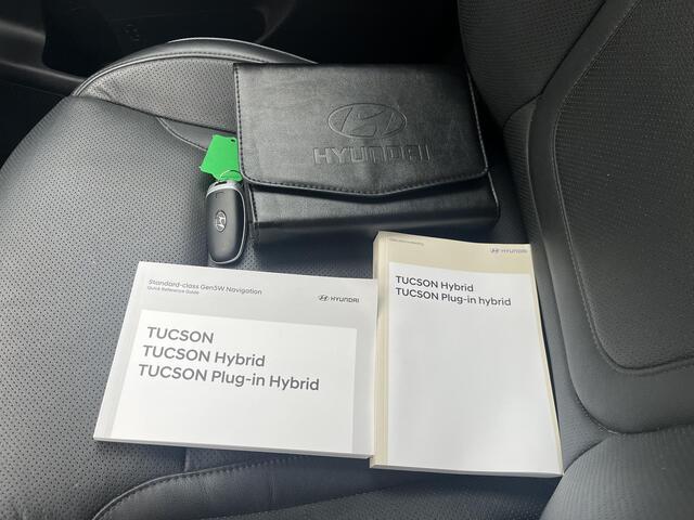 Hyundai TUCSON 1.6 T-GDI HEV Premium / Achterbank verwarmd / Apple Carplay/Android Auto / Cruise control adaptief met Stop&Go / Navigatiesysteem full map / Trekhaak( 1650 kg ) /