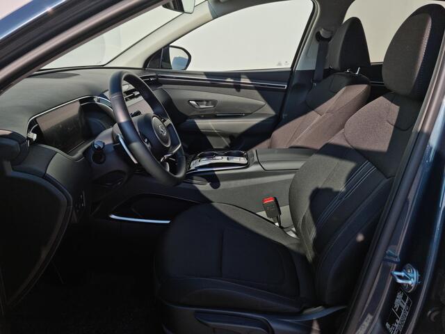Hyundai TUCSON 1.6 T-GDI PHEV Comfort Smart 4WD / Trekhaak 1350 KG Trekgewicht / Navigatie / Cruise Control Adaptief / Stoel en Stuurwiel Verwarming Voorzijde /