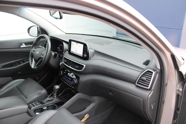 Hyundai TUCSON 1.6 T-GDI 177pk Premium Automaat Leer Airco Navi Camera Trekhaak VOL!!!! dealer onderhouden