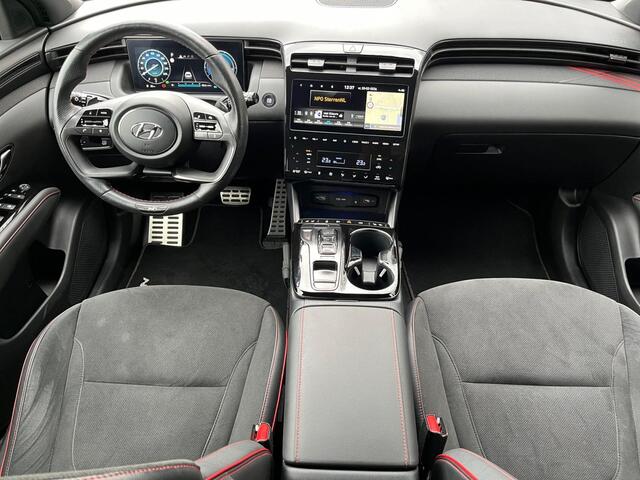 Hyundai TUCSON 1.6 T-GDI 230pk HEV N Line | ALCANTARA BEKLEDING & ELEKTR. VERSTELBARE STOELEN | APPLE CARPLAY / ANDROID AUTO | ELEKTR. KOFFERBAK | 360° CAMERA | 1650KG TREKVERMOGEN |