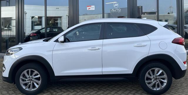 Hyundai TUCSON 1.6 GDi Comfort | Zeer Nette Staat | Achteruitrijcamera | Navigatie | Climate Control | Cruise Control | Parkeersensoren | Lichtmetalen Velgen |