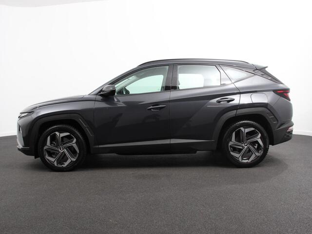 Hyundai TUCSON 1.6 T-GDI PHEV Comfort 4WD Climate control Cruise control Parkeersensoren achter Achteruitrij camera Navigatie LED Apple Carplay/ Android Auto