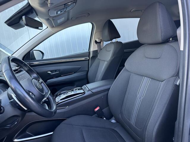 Hyundai TUCSON 1.6 T-GDI PHEV Comfort Smart 4WD / Parkeersensoren voor & achter / Achteruitrij Camera / All Season banden / Trekhaak / Apple carplay & Android Auto /