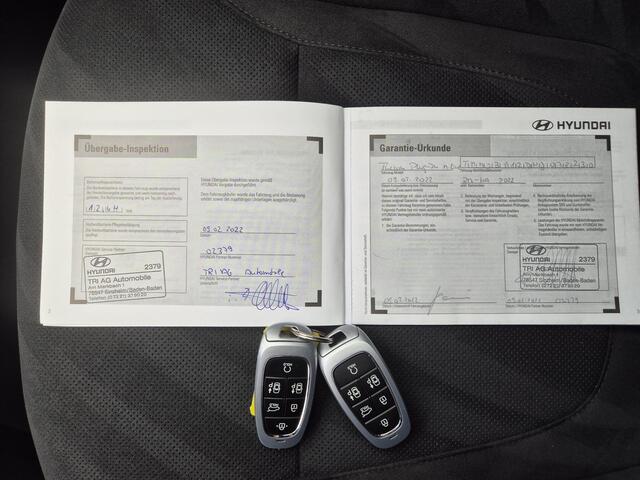 Hyundai TUCSON 1.6 T-GDI PHEV N Line Sky 4WD automaat / Dealer onderhouden / Fabrieksgarantie tot 02-2027 / Glazen schuif- en kanteldak / Trekgewicht 1350 kg / EAER bereik 62 km bereik stad 74 km / Elektrische achterklep / Stuur- Stoel & Achterbankverwarming / Stoelvent