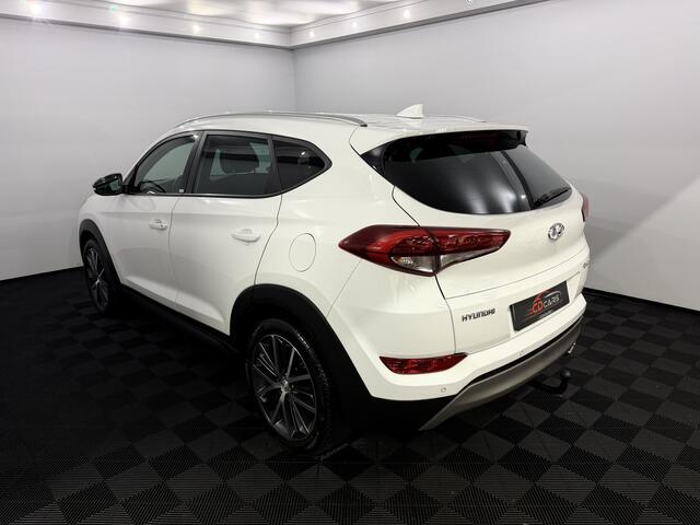 Hyundai TUCSON 1.6 T-GDi Comfort Camera, Navi, Cruise control, Winterpakket, Apple carplay, Rijstrook correctie, Lichtmetalen velgen, Trekhaak
