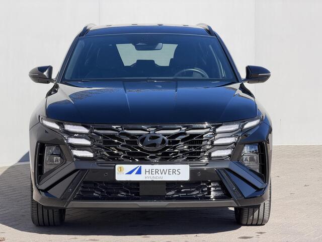 Hyundai TUCSON 1.6 T-GDI HEV N Line Edition Automaat / Afneembare Trekhaak / Facelift / Fabrieksgarantie tot 03-2030 / Camera / Dodehoek Detectie / Navigatie / Adaptieve Cruise / Stoel & Stuurwiel Verwarming / DAB / Keyless /